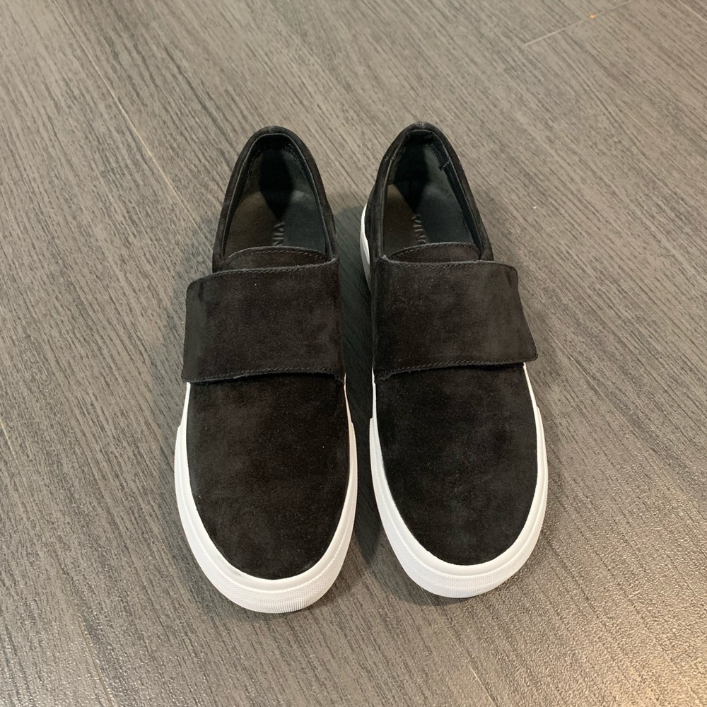 VINCE Cage Suede Sneaker